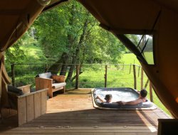 Ingrandes Lodges avec spa privatif en Indre et Loire