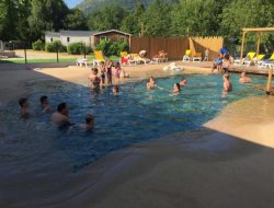 Louvie Juzon Camping avec piscine chauffe dans les Pyrnes Atlantiques.