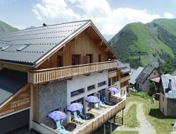 Holiday rentals in a savoy alps ski resort