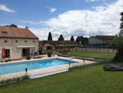 Castelmoron sur Lot Gîte climatisé avec piscine dans le Lot et Garonne