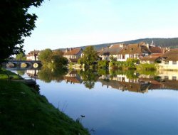 Locations vacances en camping dans le Doubs