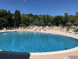 Locations vacances en camping St Rémy de Provence.