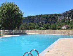 Holiday rentals with pool in the Lot near Beduer