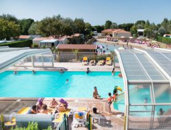 Holiday rentals with heated pool in vendee. near Brem sur Mer