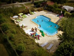 Holiday rentals with pool in Burgundy near Saint Jean de Trezy