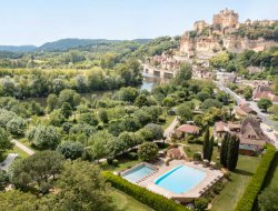 Holiday rentals with pool in the Perigord Noir.  near Domme