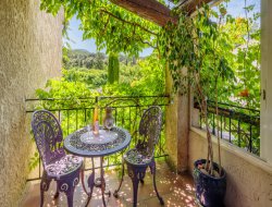 Holiday rentals in the Luberon, south of France. near Cadenet