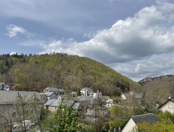 La Roche Blanche Location de vacances  Murol en Auvergne.