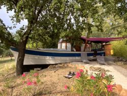 Unusual holiday rental in Provence. near Callas