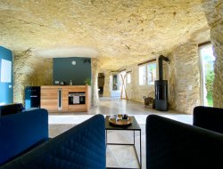 Rent of a troglodyte house near Tours in France near Paray Meslay