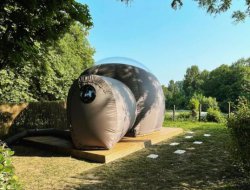 Unusual stay in a bubbles with jacuzzi in Aquitaine. near Laas