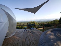 Unusual stay under a bubble in Occitanie, France.