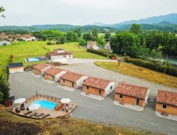 Holiday rentals with pool in Ariege Pyrenees. near Oust