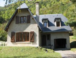 Charming holiday home in French Pyrenean ski resort.