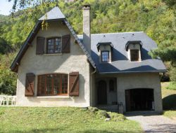 Charming holiday home in French Pyrenean ski resort. near Loudenvielle