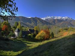 Holiday rentals in French Pyrenees near Prat Bonrepaux