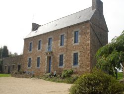 Holiday home close to Pontrieux in Cotes d'Armor near Kerbors