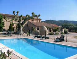 Holiday cottage in Gargas near Apt, Vaucluse near Lacoste