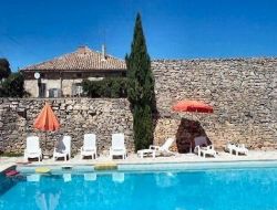 Logement 2  8 personnes  8 km* de Labastide-de-Virac