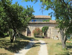 Self-catering cottage in Provence near La Garde Adhemar
