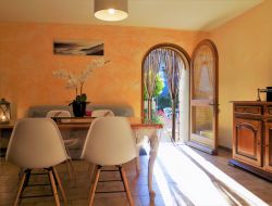 Self-catering gites in the Vaucluse, France. near Entrechaux