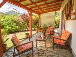 Air-conditioned cottage with pool in Guadeloupe near Deshaie