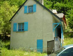 Holiday accommodation in Pyrenean ski resort. near Esquieze Sere