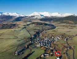 Cottage for a group in Auvergne. near Yronde et Buron