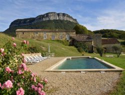 Holiday cottage in the provencal Drome near Portes en Valdaine