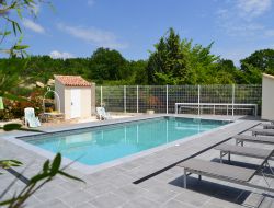 vacances dans le Gard  Saint Dezery n3141